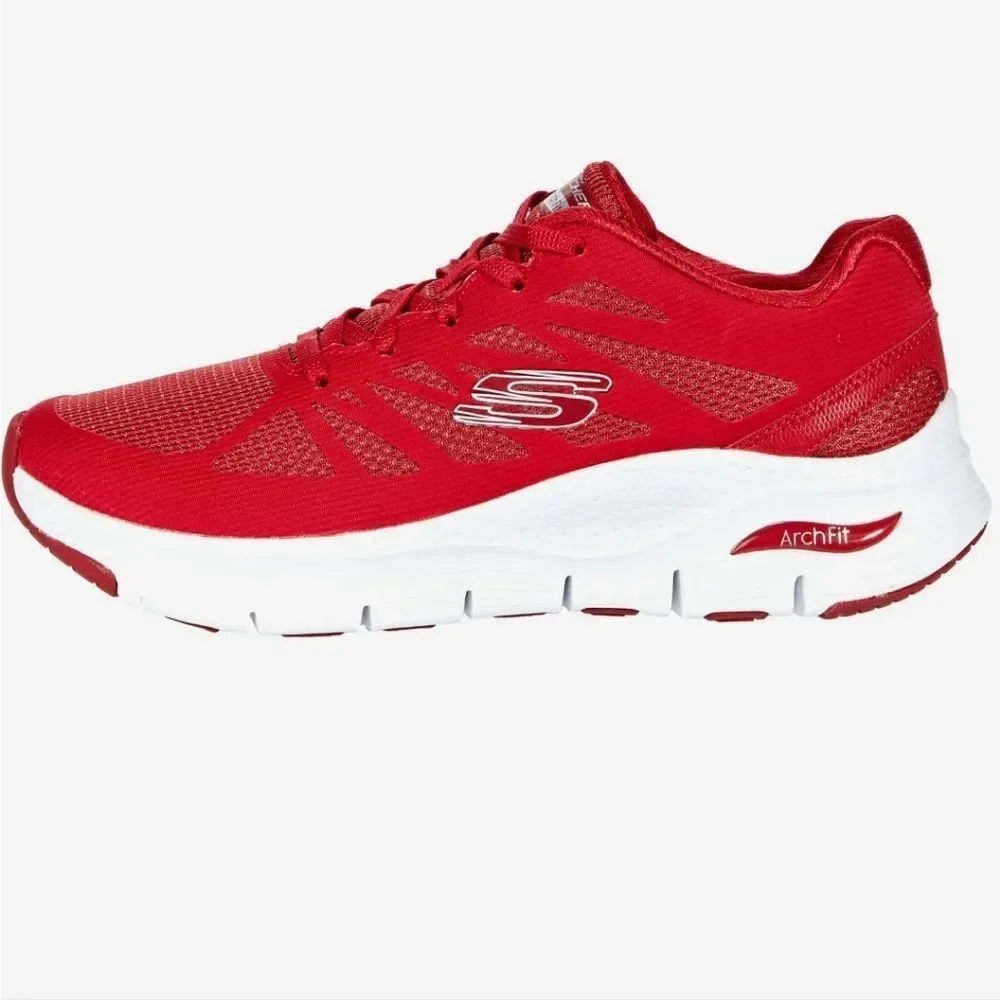 Skechers reposhing this